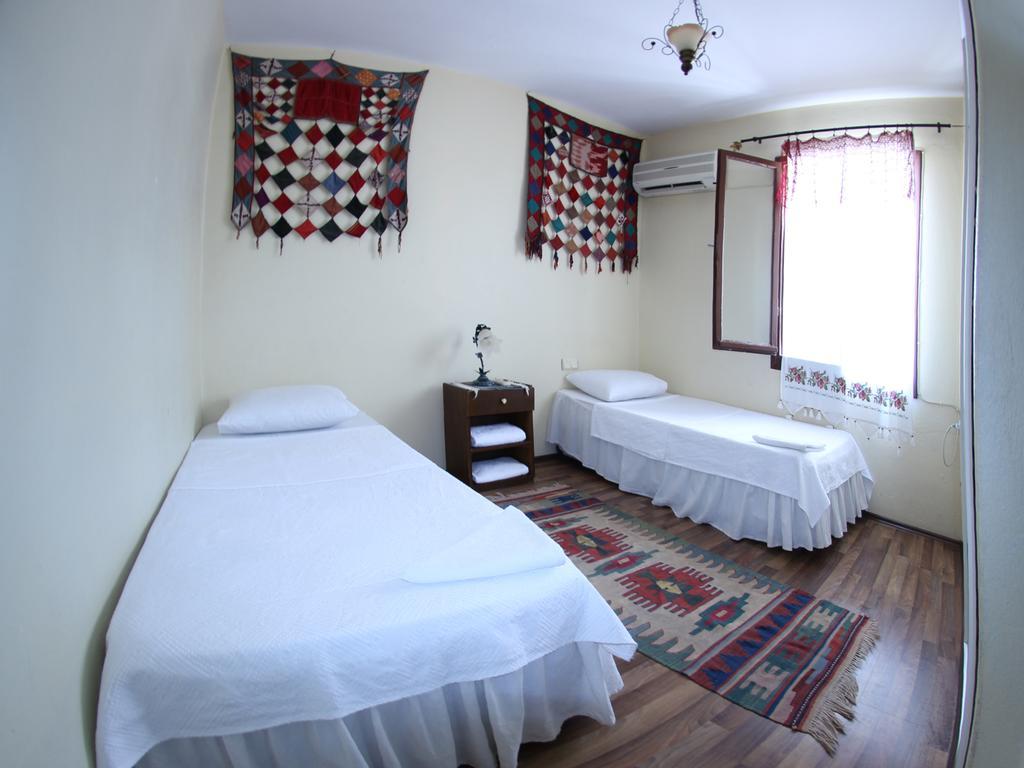 Tuncay Pension Selçuk Habitación foto
